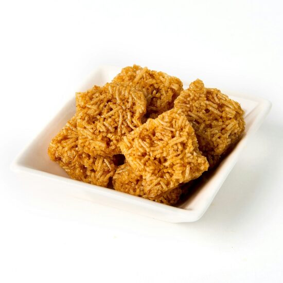 Green & Sunny Mee Krob Rice Snack Pieces